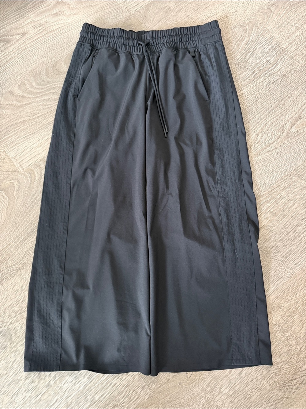 ATHLETA Wide-Leg Ankle Pants